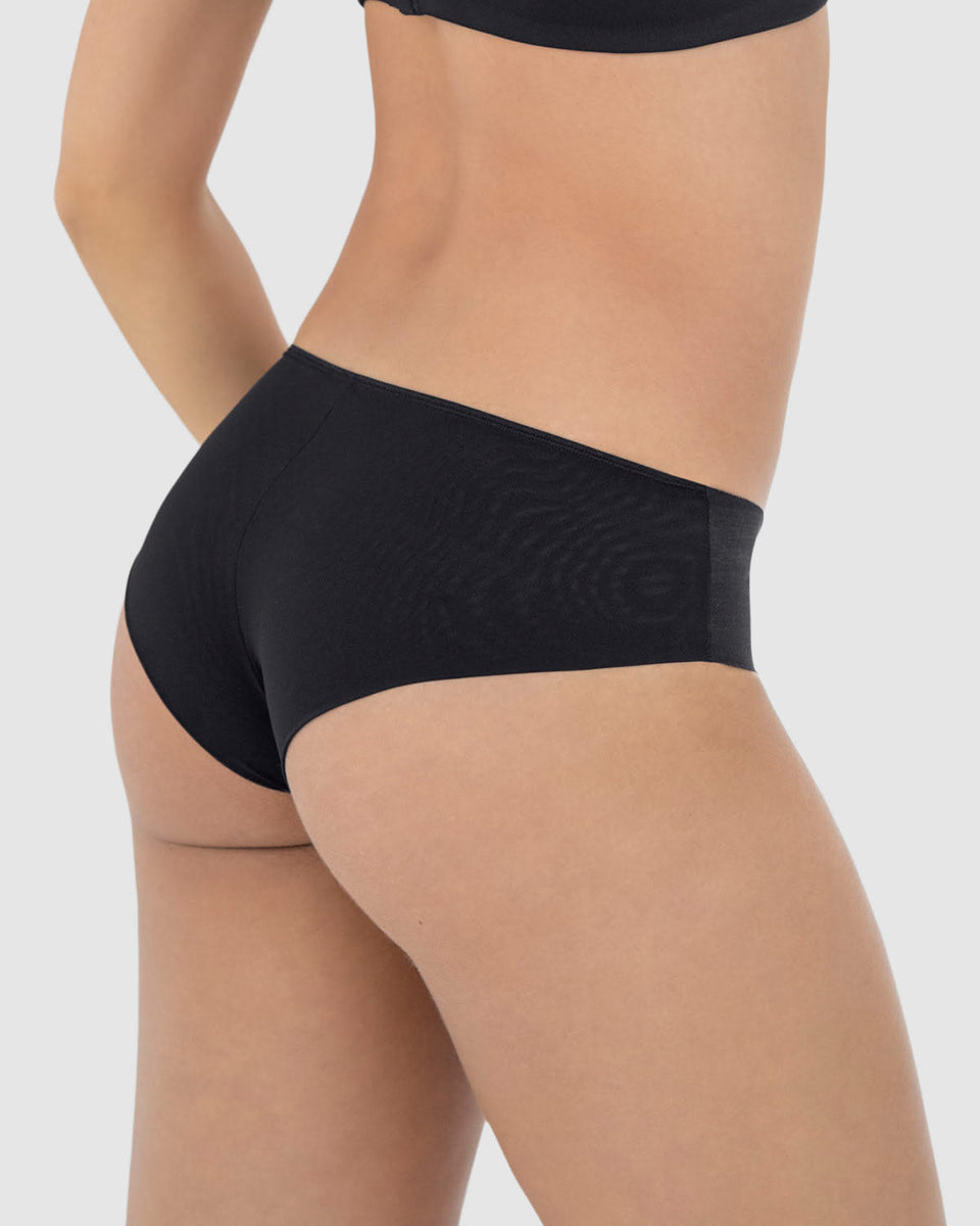 Braguita con doble capa de tul en glúteos